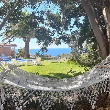 Villa Ste Maxima,wifi, Heated Pool, Garden, Sea Views