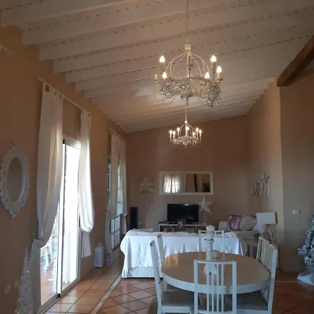 Ste Maxima,wifi, Heated Pool, Garden, Sea Views Villa *