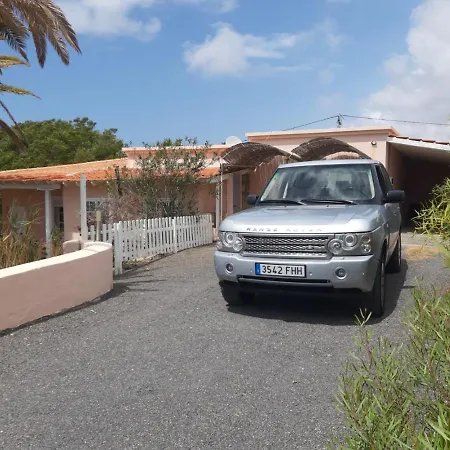 Ste Maxima,wifi, Heated Pool, Garden, Sea Views * Callao Salvaje